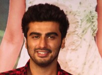 Arjun-Kapoor-at-the-Launch-of-Fanny-Re-From-Finding-Fanny-3