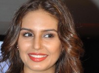 7r5a6dsae2tepx9r.D.0.Huma-Qureshi-at-the-first-look-launch-of-film-D-Day-at-Cinemax-in-Mumbai--3-