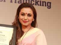 FromLtoRSreerupamitraChaudhury&Ranimukerji.