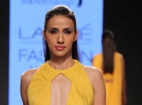 Nikhil_Thampi_at_Lakme_Fashion_Week_Summer_Resort_2015_(5)