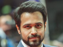 Smiling-Emraan-Hashmi