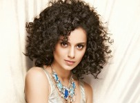 Smiling-Kangana-Ranaut