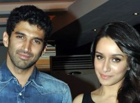 Aditya_Roy_Kapur_and_Shraddha_Kapoor