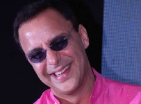 Vidhu-Vinod-Chopra-at-the-PK-poster-launch