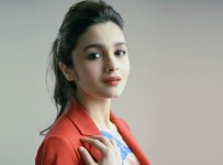 alia_bhatt_2015-wide