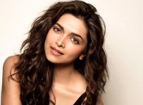 Deepika Padukone 2013 Photos