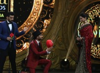 Arjun Kapoor, Ranveer Singh and Deepika Padukone 2