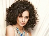 Smiling-Kangana-Ranaut