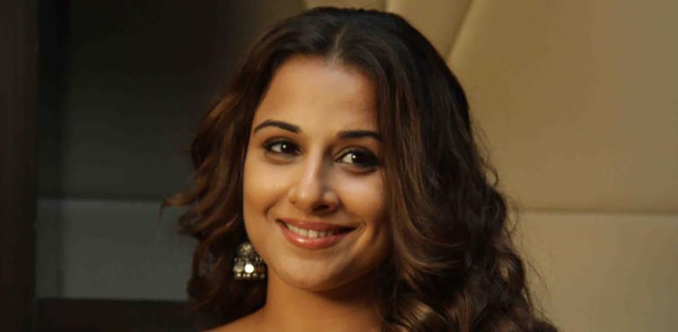 Vidya-Balan-Honoured-by-Rai-University-Photos