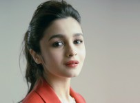 alia_bhatt_2015-wide