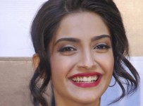 sonam-kapoor