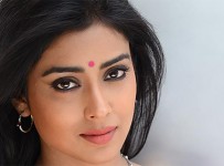 shriya saran1