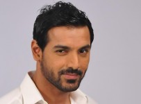 0jujqjsihxfvdudm.D.0.John-Abraham-posing-with-football-ball-at-India-s-Biggest-Football-Hangout-using-Google-Light-Box-technology-in-Mumbai--2-