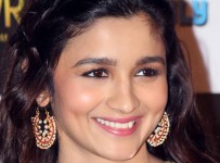 Alia-Bhatt-in-Event-