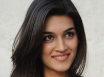 Kriti-Sanon-January-2014-stills-(16)2439