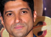 download-images-of-farhan-akhtar-in-blazer-7571