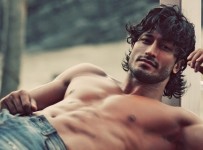 Vidyut-Jamwal-Wallpaper-2