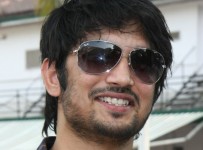 izzta0p4tl8i3bow.D.0.Pavitra-Rishta-fame-TV-actor-Sushant-Singh-Rajput-at-RWITC-Inaugural-Race-Day-at-Mahalaxmi-Race-Course-3-