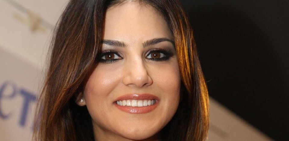 Sunny Leone stresses for hygienic conditions | AVS TV Network - bollywood and Hollywood latest News, Movies, Songs, Videos & Photos - All Rights Reserved Sunny Leone stresses for hygienic conditions | AVS TV Network - bollywood and Hollywood latest News, Movies, Songs, Videos & Photos - All Rights Reserved