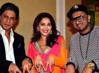 6fajbb3oe721z4kt.D.0.Shah-Rukh-Khan--Madhuri-Dixit--Yo-Yo-Honey-Singh-at-The-Temptation-Reloaded-2014-tour-press-meet-in-Malaysia--1-