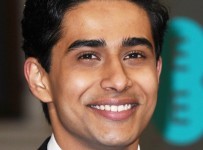 suraj-sharma-2013-ee-british-academy-film-awards-01