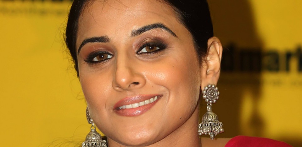 vidya-balan-launches-unhooked-book-stills01