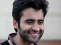 Jackky_Bhagnani_promotes_his_film_Youngistaan_on_the_sets_of_Boogie_Woogie-164687_jpg-3ca3b9a5f86753b65dd040e44c985d2b