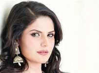 Zareen-Khan-in-yellow-saree