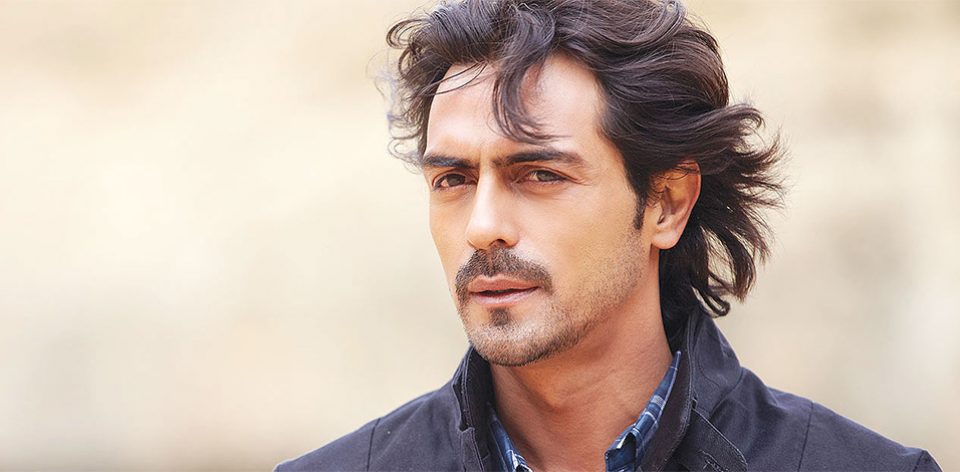 Arjun Rampal busts knee on the sets of Kahaani 2 | AVS TV Network - bollywood and Hollywood latest News, Movies, Songs, Videos & Photos - All Rights Reserved Arjun Rampal busts knee on the sets of Kahaani 2 | AVS TV Network - bollywood and Hollywood latest News, Movies, Songs, Videos & Photos - All Rights Reserved
