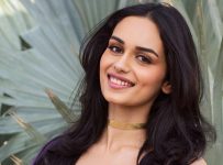 Manushi Chillar Social Service