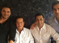 Salman Visits Family