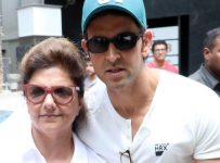 Hrithiks Mom Covid19 Positive