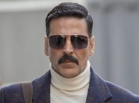 Akshay Kumar Fee Rumor