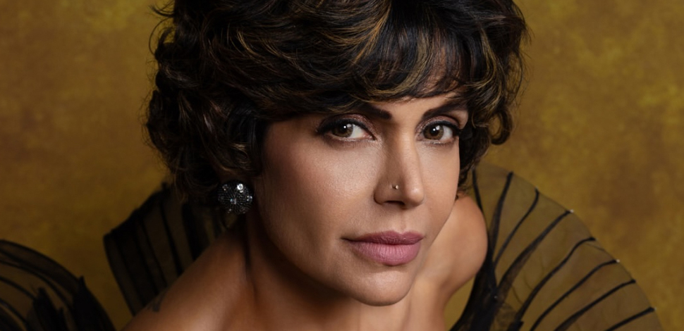MandiraBedi_Emotional