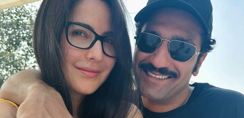 Vicky_katrina_Expecting