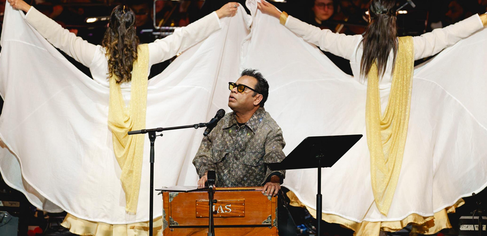 A.R. Rahman Makes Historic Royal Albert Hall Debut | AVS TV Network ...